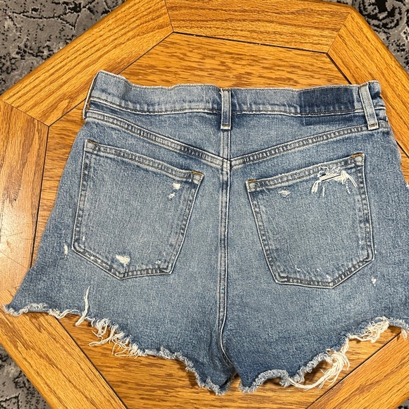 *ABERCROMBIE & FITCH* Blue Distressed Curve Love High Rise The Cutoff Short Sz 8 - Picture 5 of 5